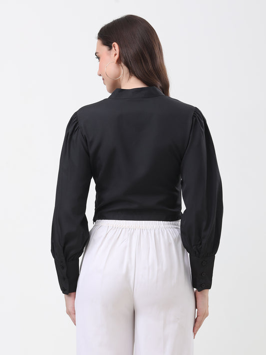 Women's Black V-Neck Long Sleeve Crop Top