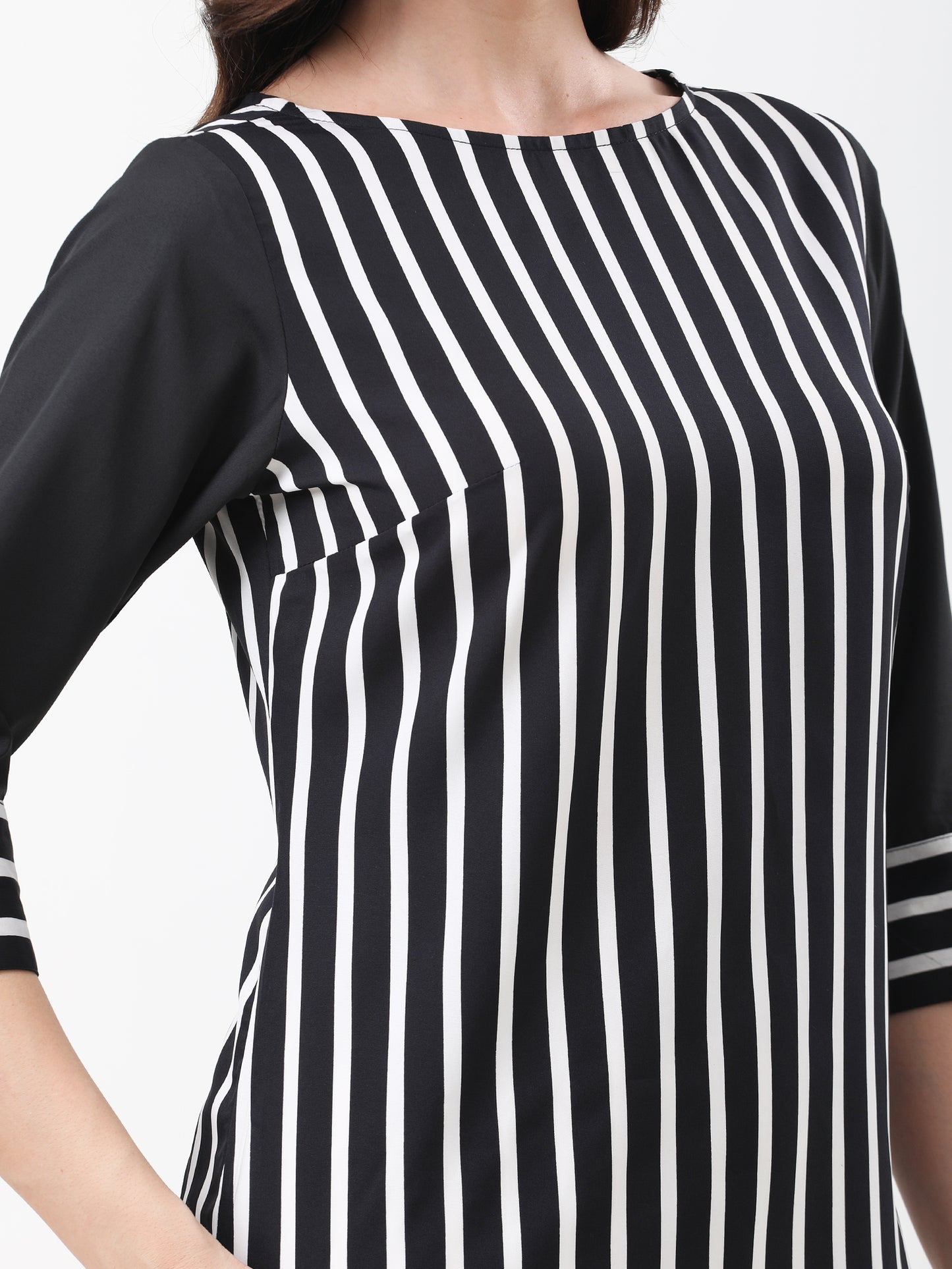 Women's Black and White Vertical Stripe 3/4 Solid Sleeve Top