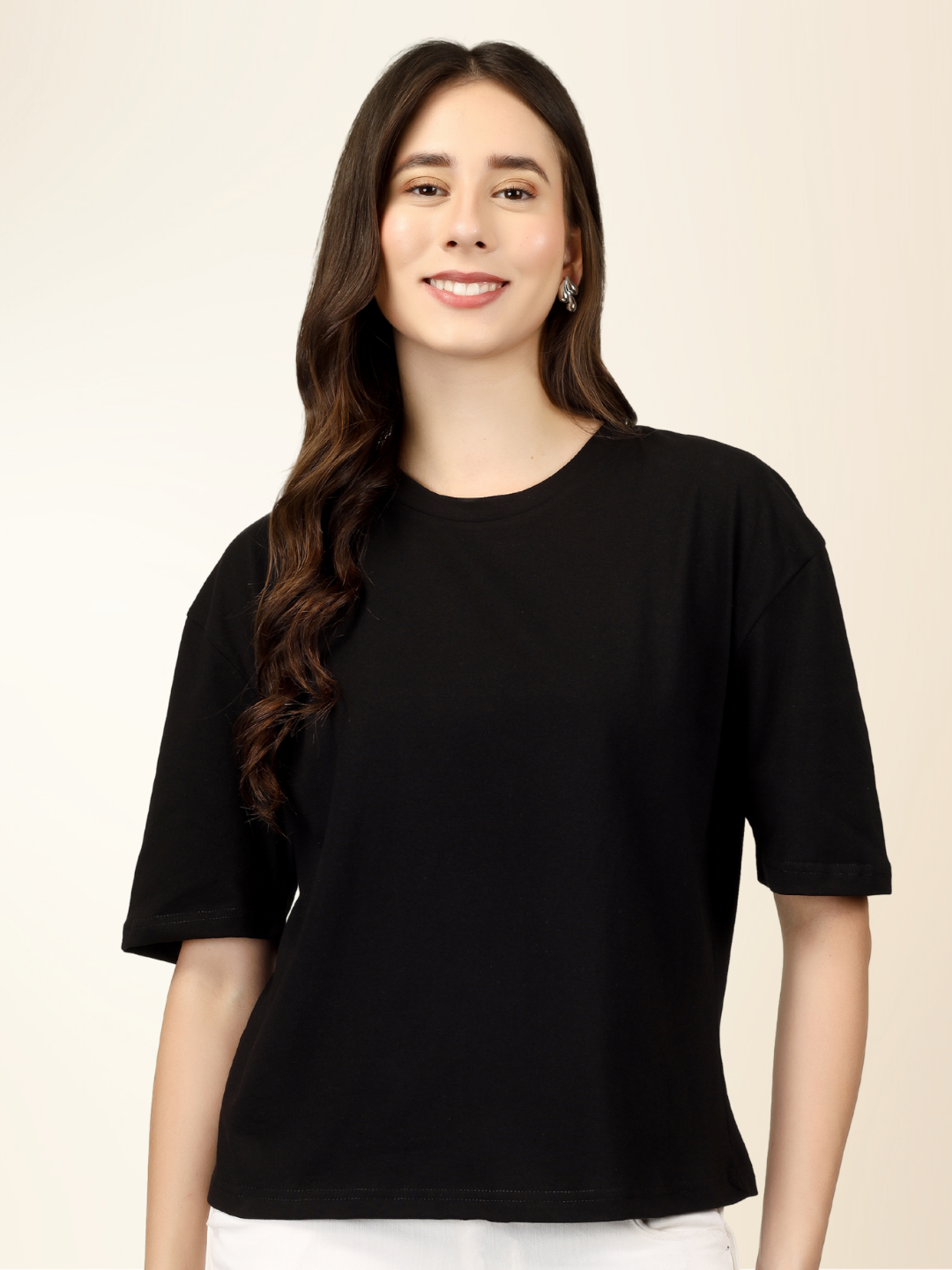 Oversized Cotton Tee – Laid-back Fit with Urban Edge