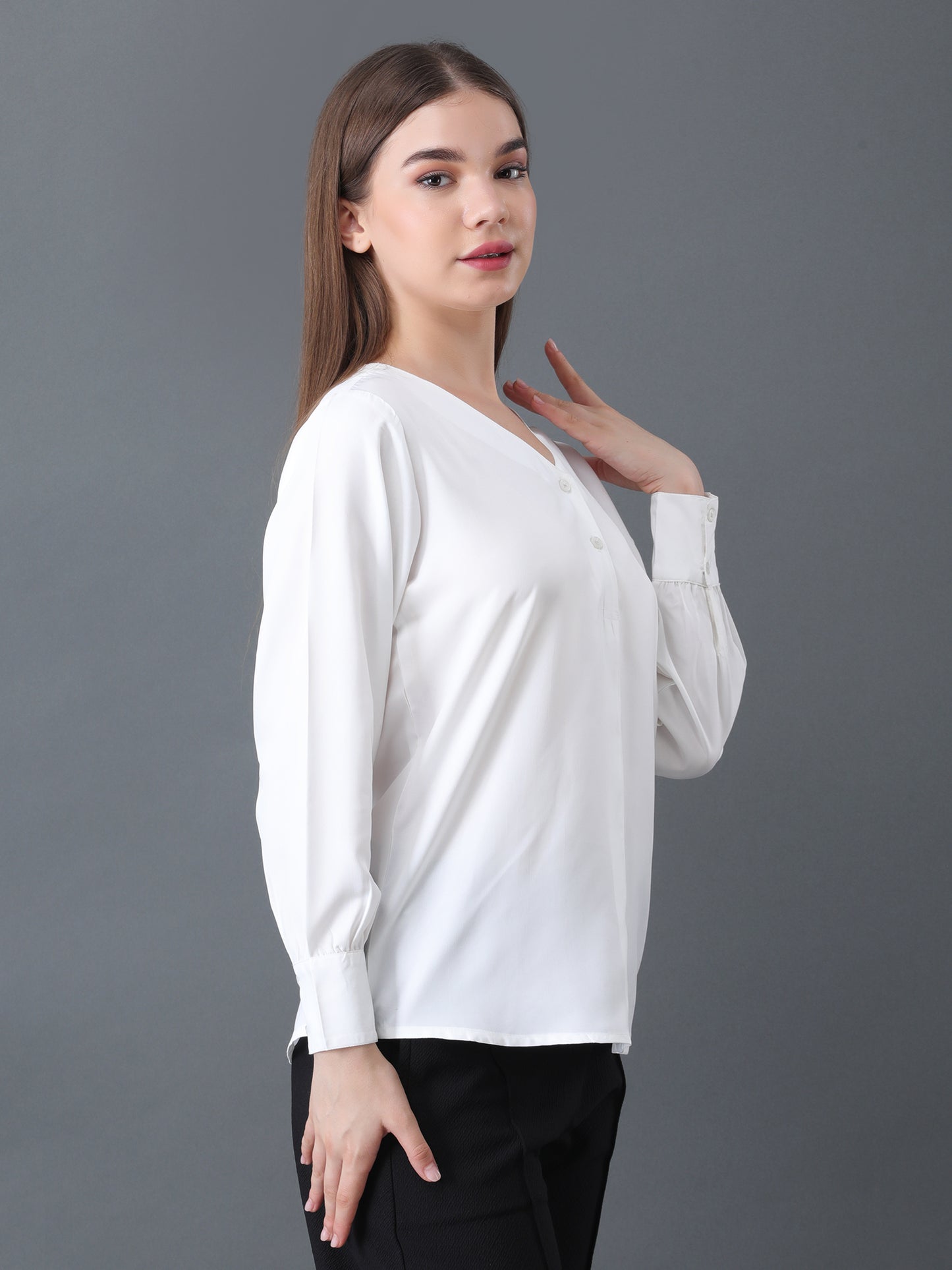 Women's White V-Neck Long Sleeve Shirt