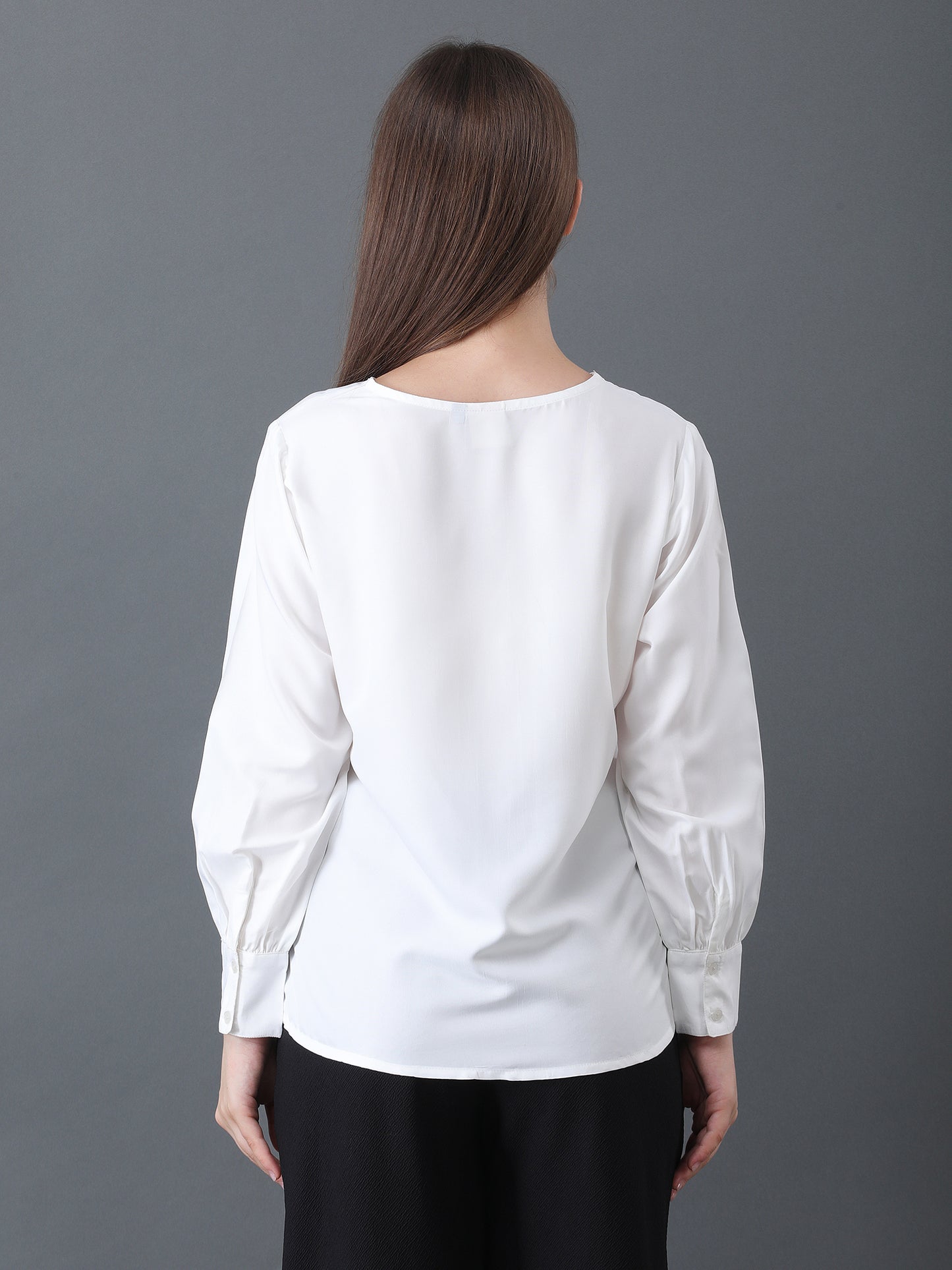 Women's White V-Neck Long Sleeve Shirt