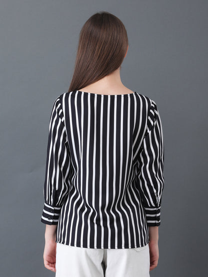 Women's Black and White Vertical Stripe Long Sleeve Top